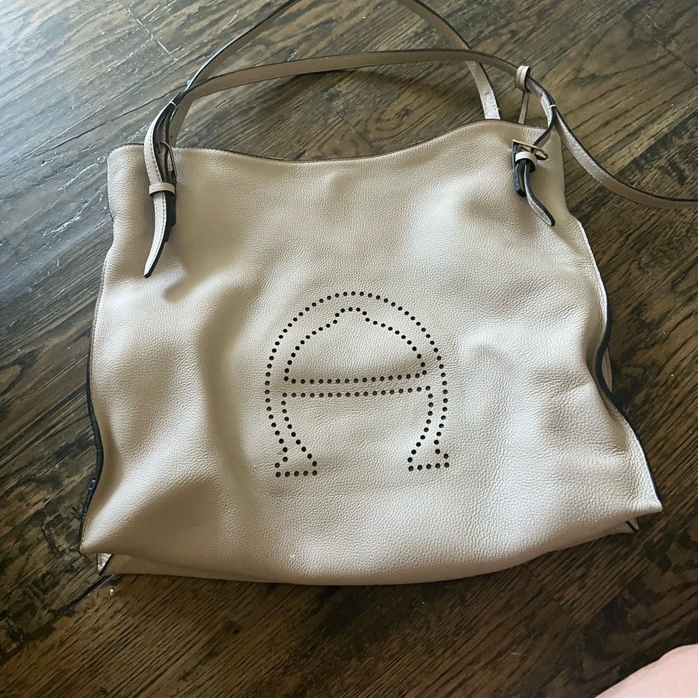 leather tote